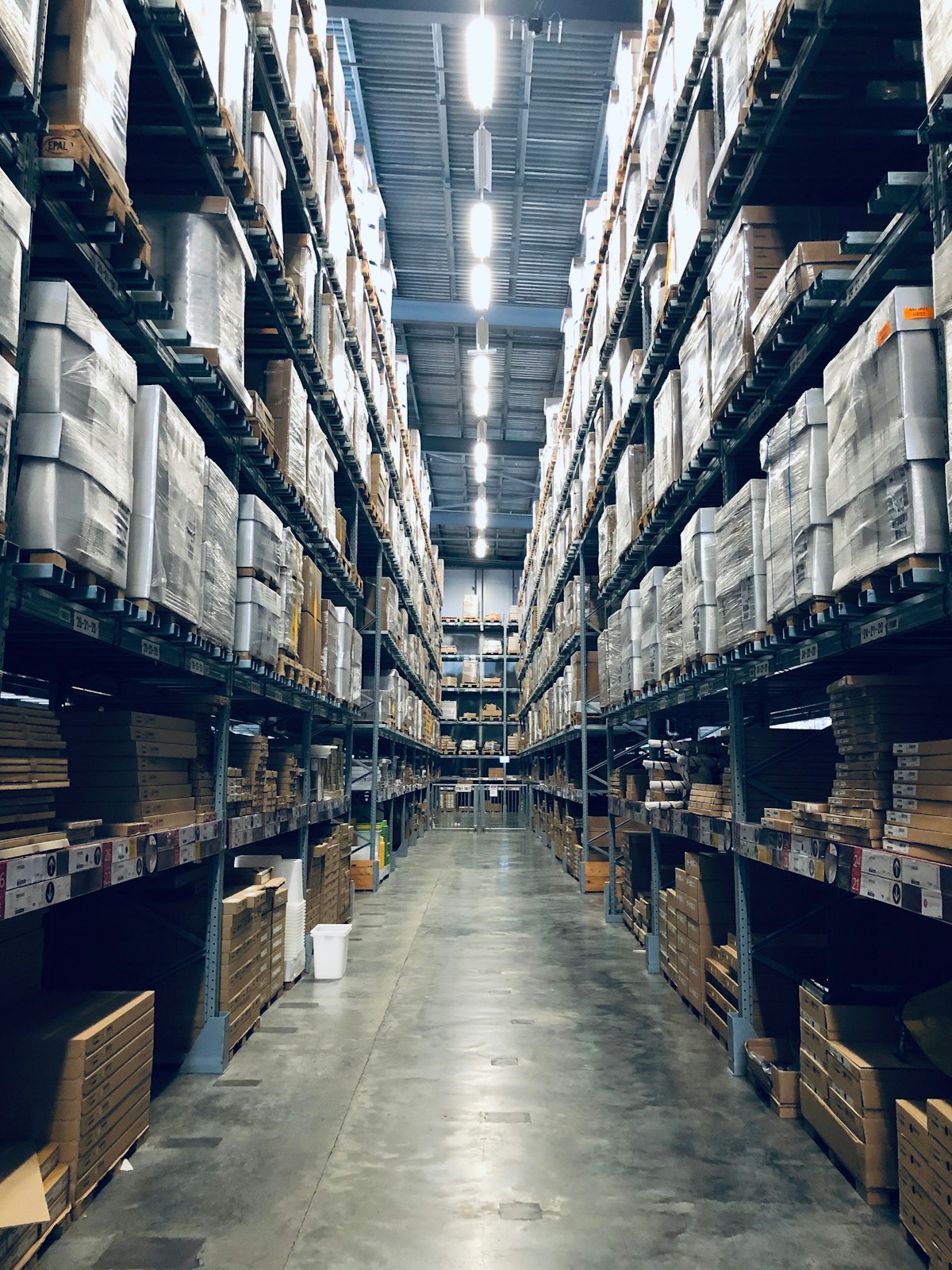 Logistics warehouse India fleet